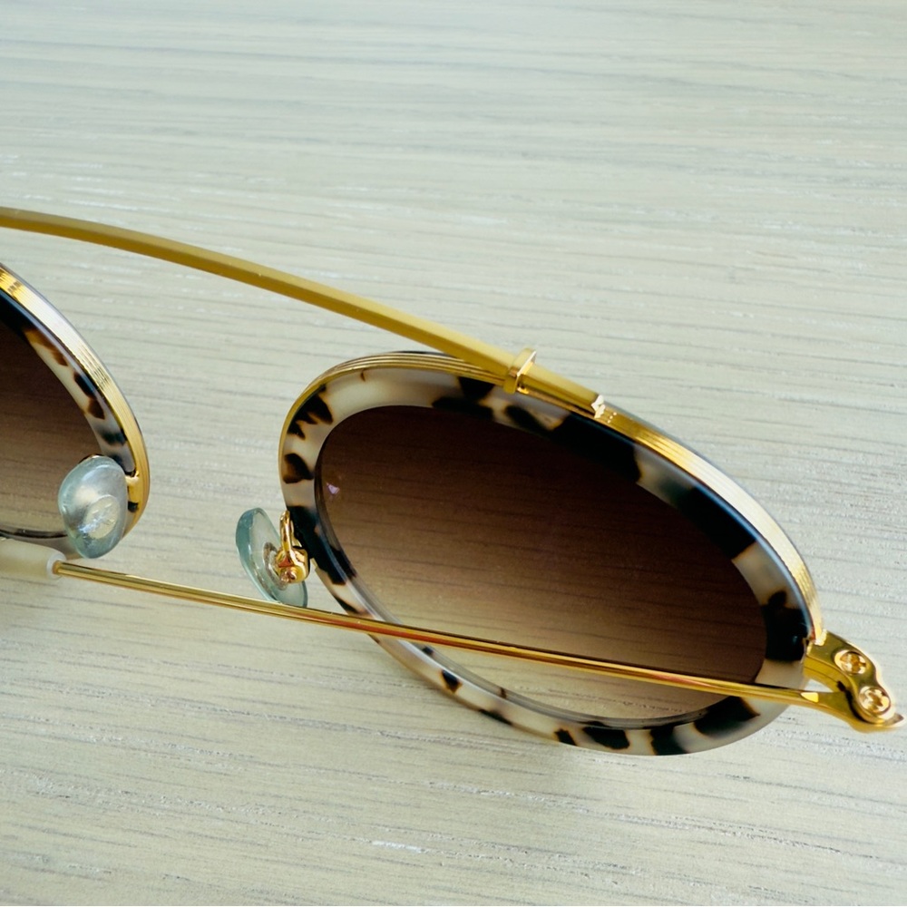 New KREWE Conti Matte Oyster 24K Sunglasses - Picture 12 of 15